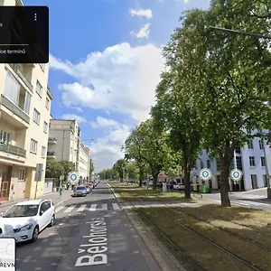 100 Apartment