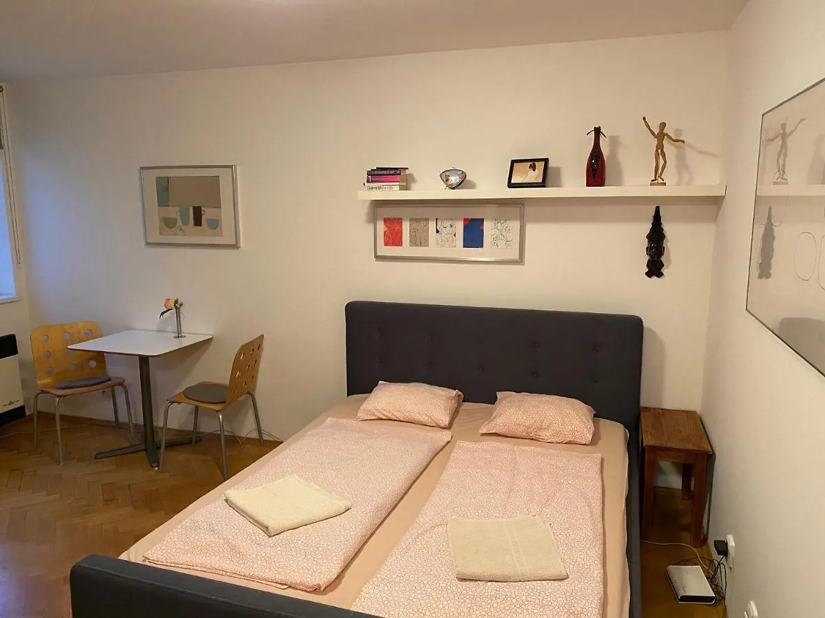 פראג Apartment Florenc 0*,  צ'כיה
